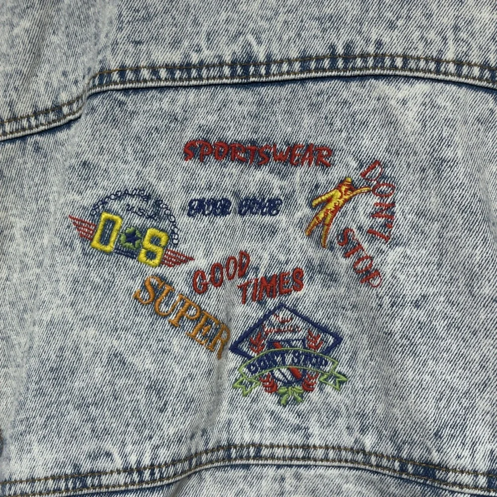 Vintage Dont Stop Size M Acid Wash Denim Jacket White Leather Fringe Embroidered